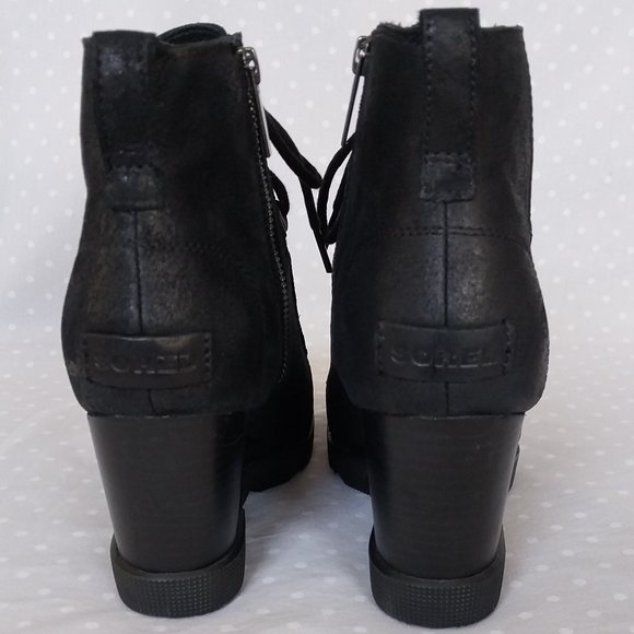 Sorel Women's Joan Uptown Black Oiled Leather Waterproof Lace Up Bootie - Picture 9 of 11